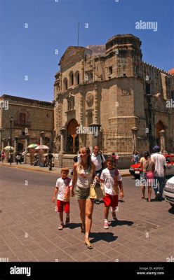 Zatop się w historii i kulturze na Plaza de Armas w Oaxaca!