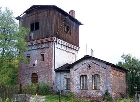 Hakka Okręgowa Wieża Budynkowa: Zabytek z Wątkiem Mistifications!